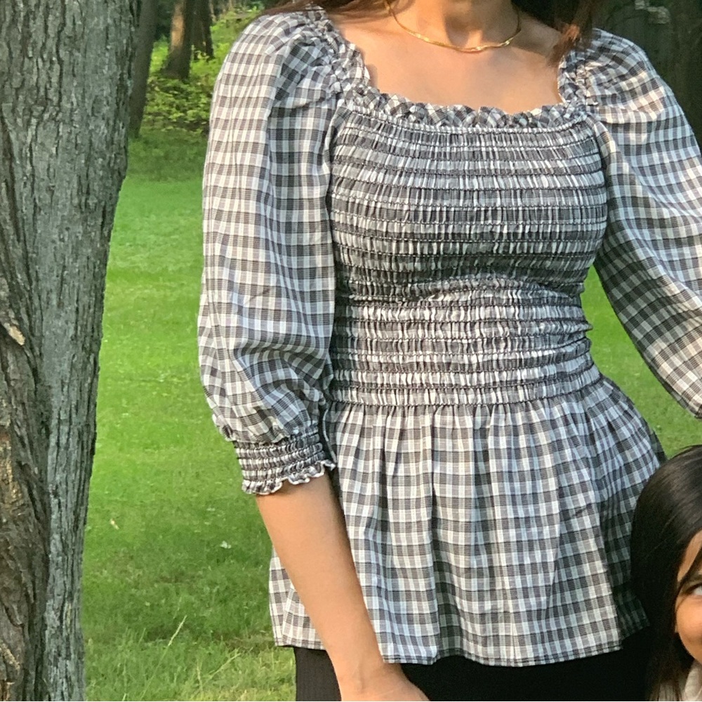 Black and white babydoll too smocked neck